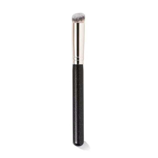 Bright Eyes Concealer Magic