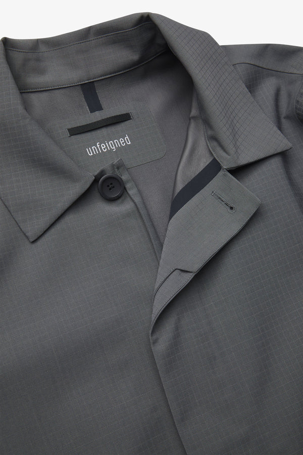 Winter Mac Urban Mantel